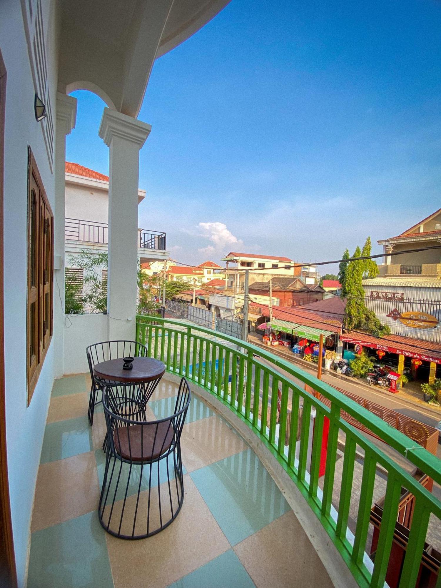 Centro Guest House Siem Reap Bagian luar foto